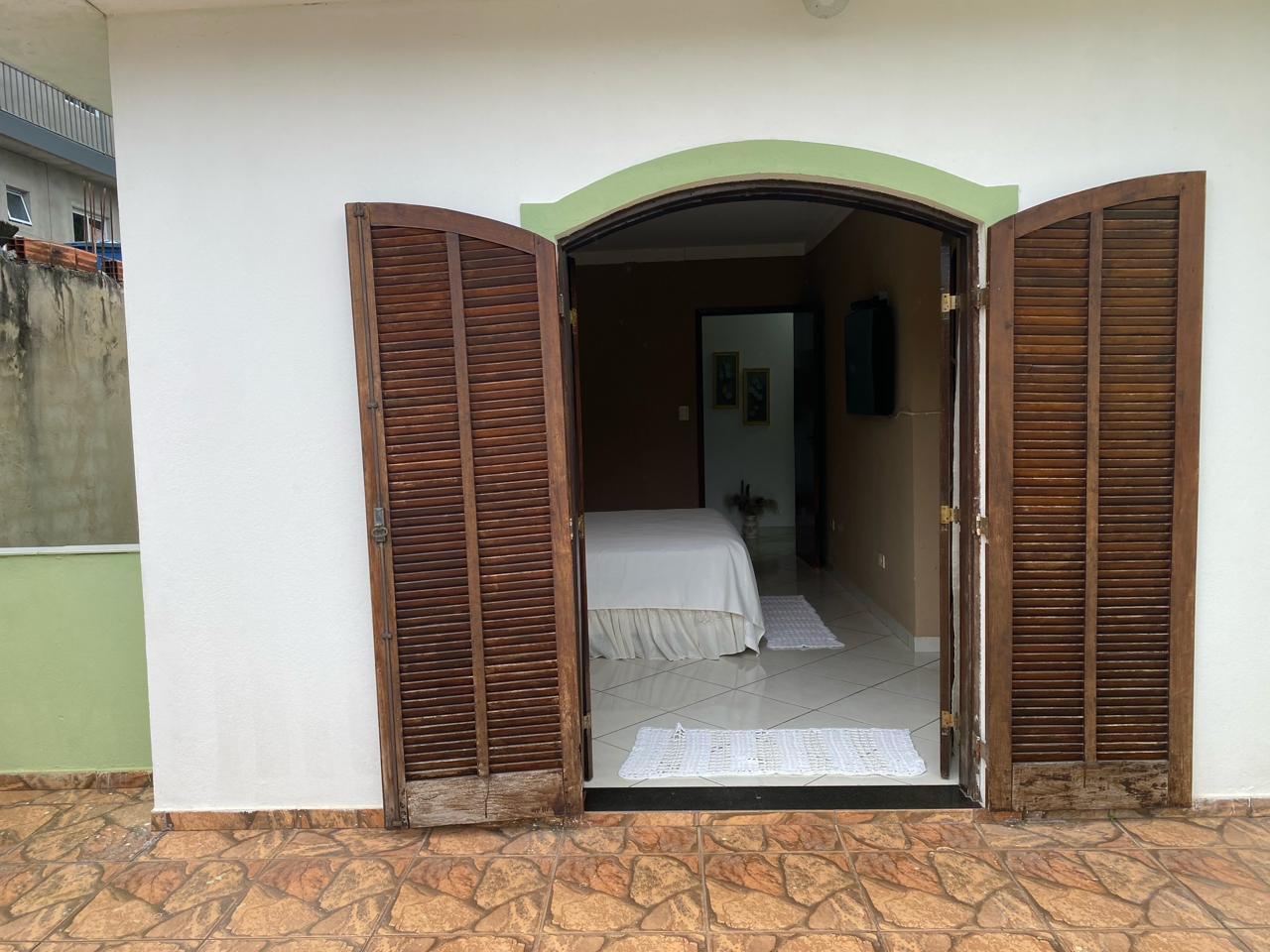 Imagem Sobrado com 3 Quartos à Venda, 264 m²em Jardim Tamoio - São Paulo