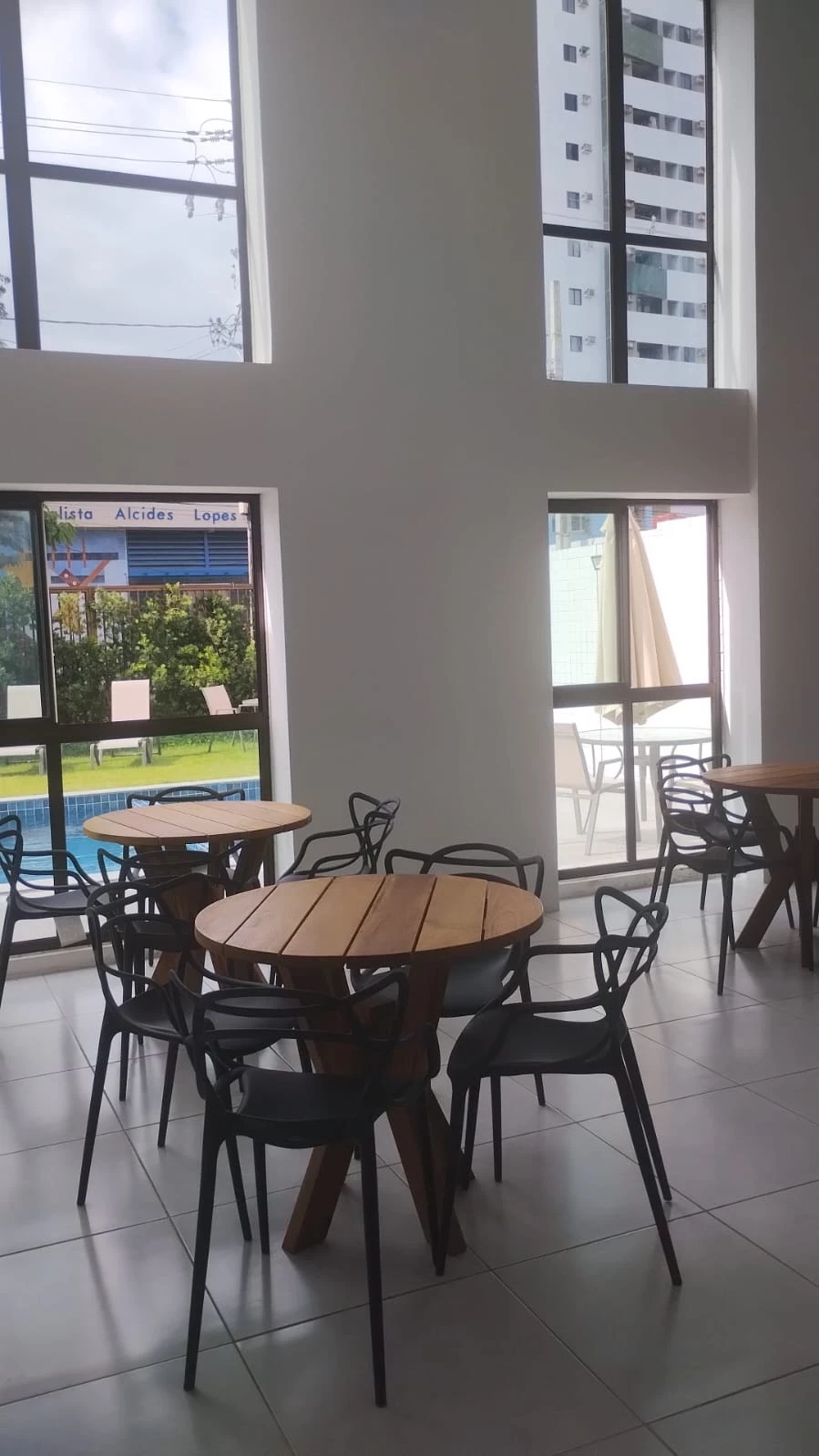 Imagem Apartamento com 3 Quartos à Venda, 66 m² em Casa Amarela - Recife