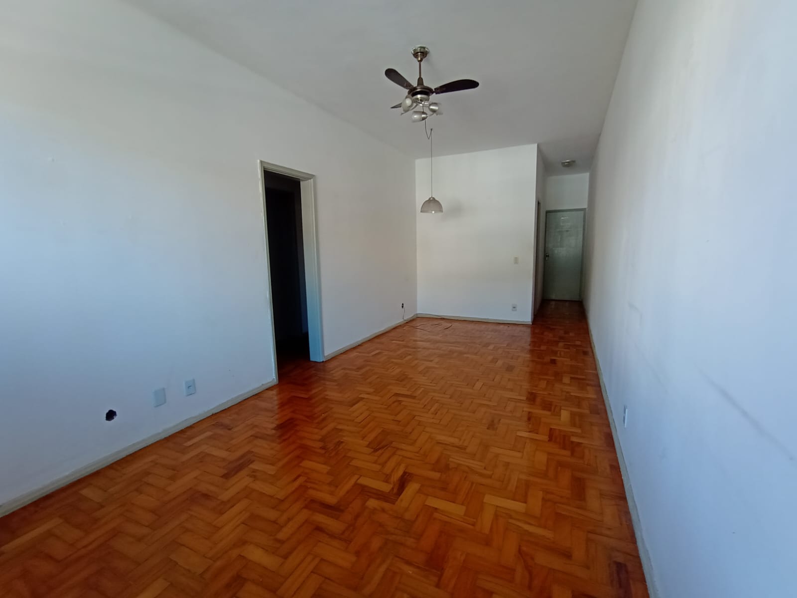Imagem Apartamento com 2 Quartos à Venda, 70 m²em Bancários - Rio de Janeiro