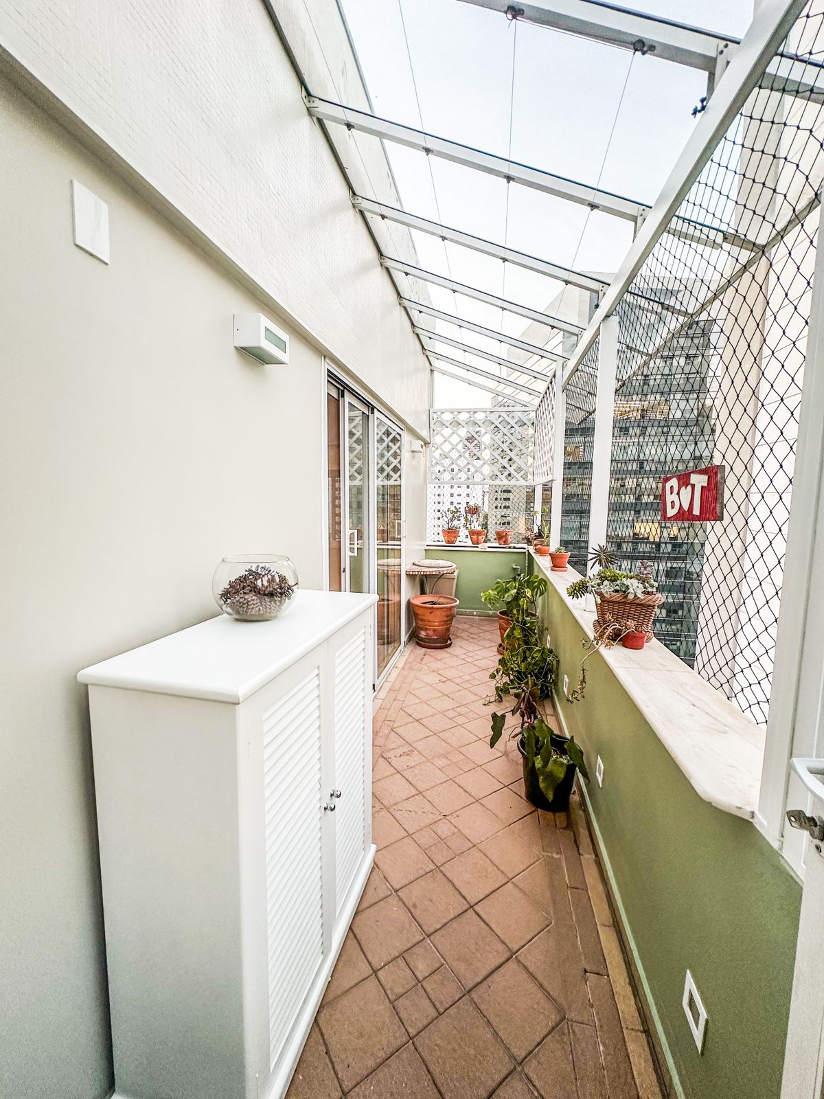 Imagem Apartamento com 2 Quartos à Venda, 130 m²em Itaim Bibi - São Paulo