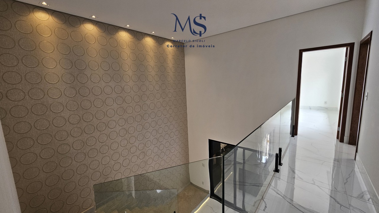 Imagem Sobrado com 4 Quartos à Venda, 270 m² em Guará II - Brasília
