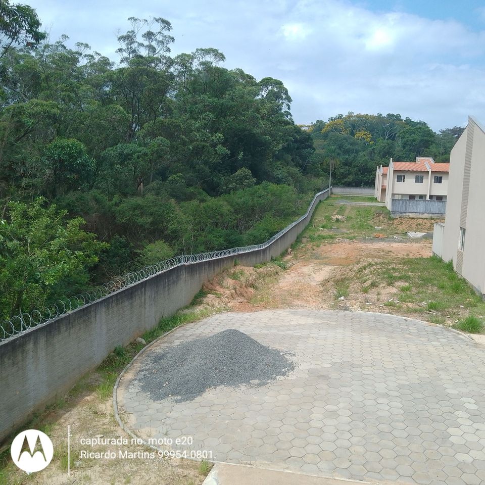 Imagem Casa com 2 Quartos à Venda, 60 m² em Demboski - Criciúma