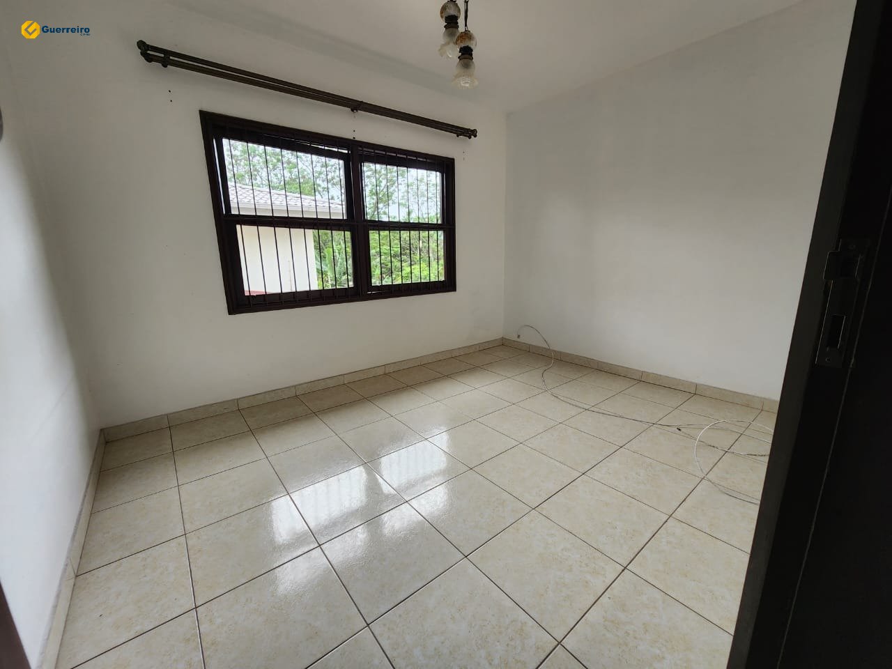 Foto do imóvel: Casa com 3 Quartos à Venda, 190 m² em Trindade - Florianópolis