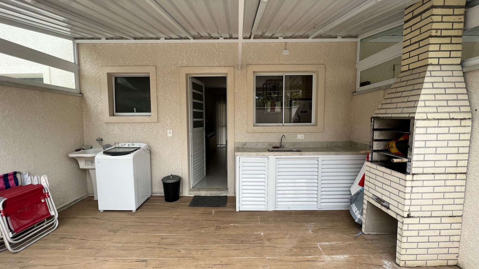 Imagem Casa de Condomínio com 2 Quartos para Alugar, 81 m²em São Lourenço - Bertioga