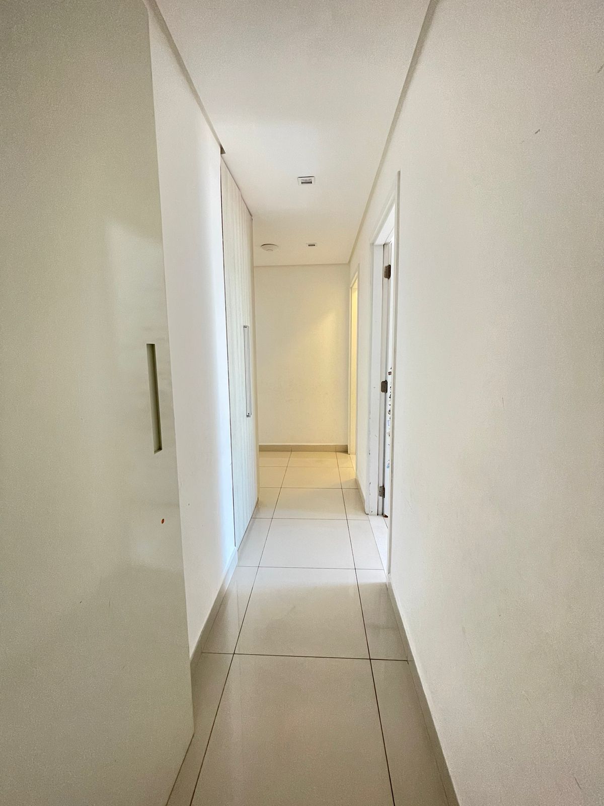 Imagem Apartamento com 3 Quartos à Venda, 140 m²em Lagoa Nova - Natal