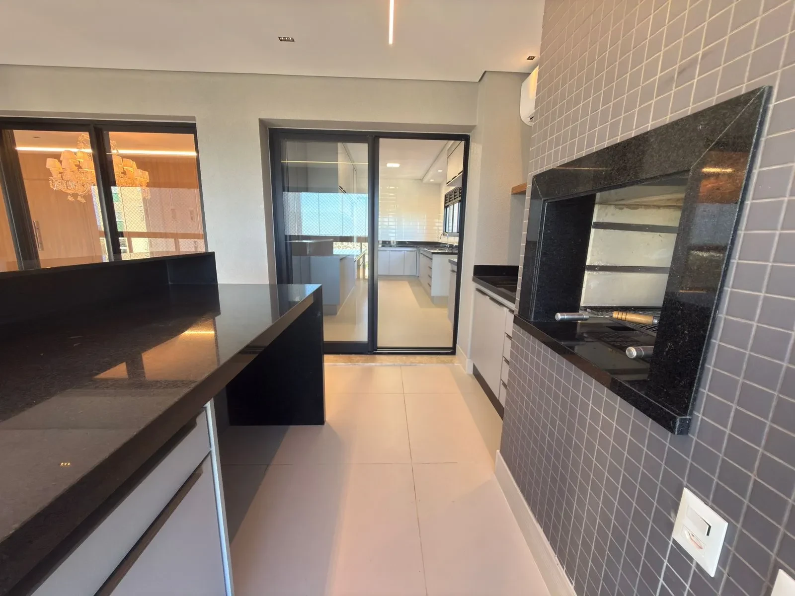 Imagem Apartamento com 4 Quartos para Alugar, 257 m² em Jardim Sumaré - Araçatuba
