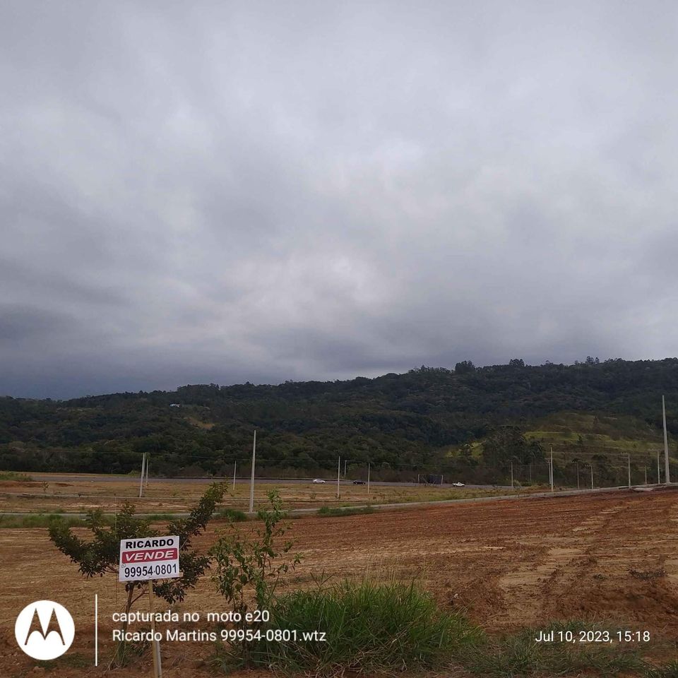 Imagem Terreno à Venda, 388 m²em Mina do Toco - Criciúma