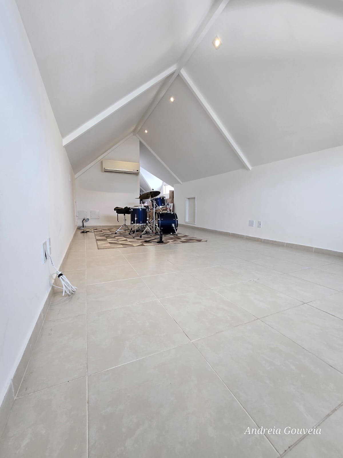 Foto do imóvel: Casa com 5 Quartos à Venda, 268 m² em Recreio dos Bandeirantes - Rio de Janeiro