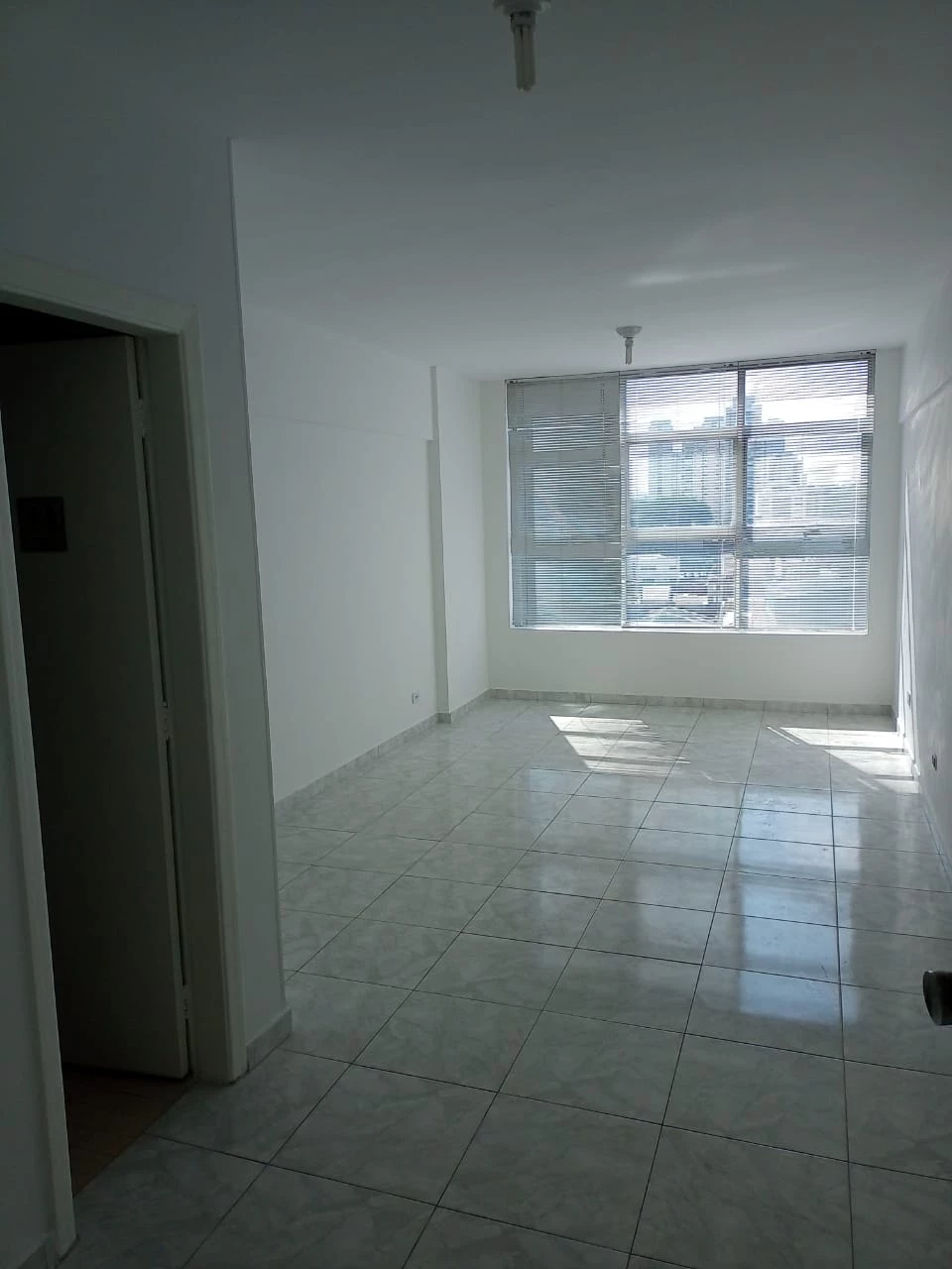 Imagem Sala Comercial para Alugar, 30 m² em Santo Amaro - São Paulo