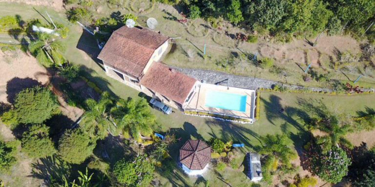 Imagem Chácara com 3 Quartos à Venda, 72.000 m² em Centro - Santa Isabel