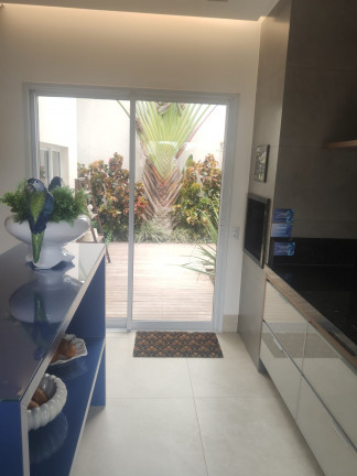 Imagem Casa de Condomínio com 3 Quartos à Venda, 200 m² em Sítios Santa Luzia - Aparecida de Goiânia