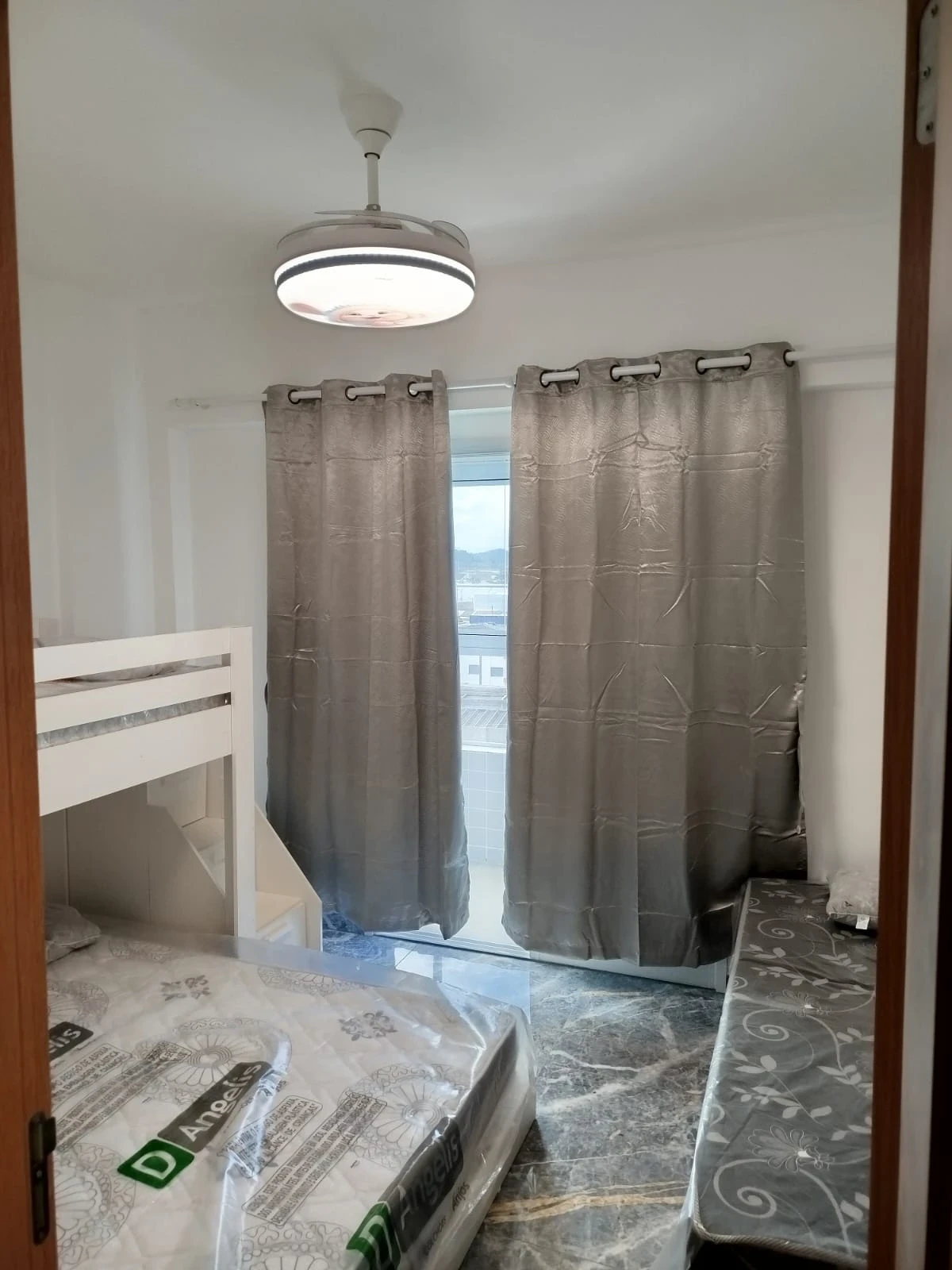 Imagem Apartamento com 2 Quartos à Venda, 71 m² em Vila São Paulo - Mongaguá