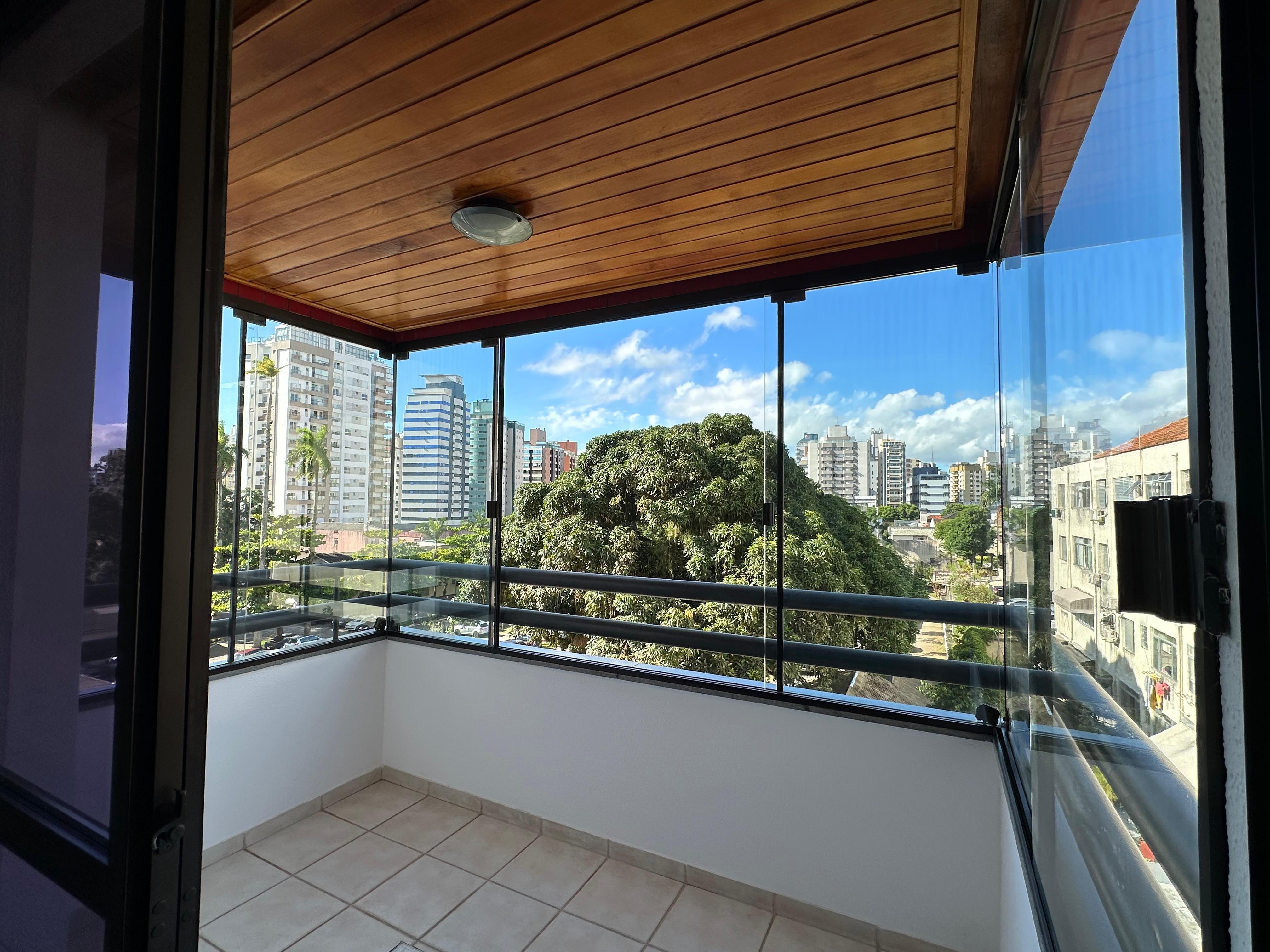 Imagem Apartamento com 3 Quartos à Venda, 107 m² em Centro - Florianópolis