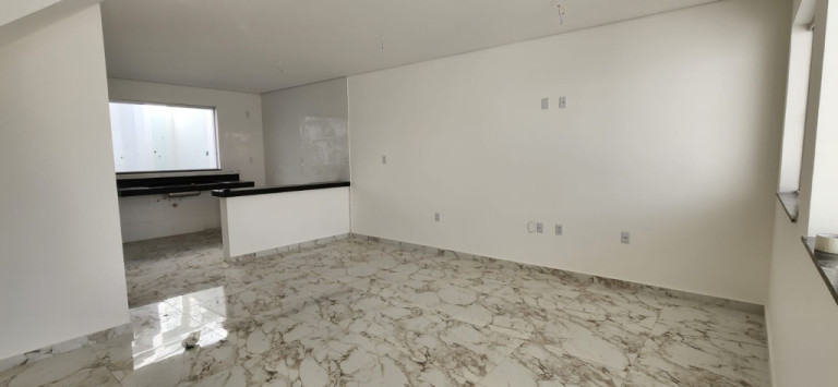 Casa com 4 Quartos à Venda, 98 m² em Centro - Xangri-Lá