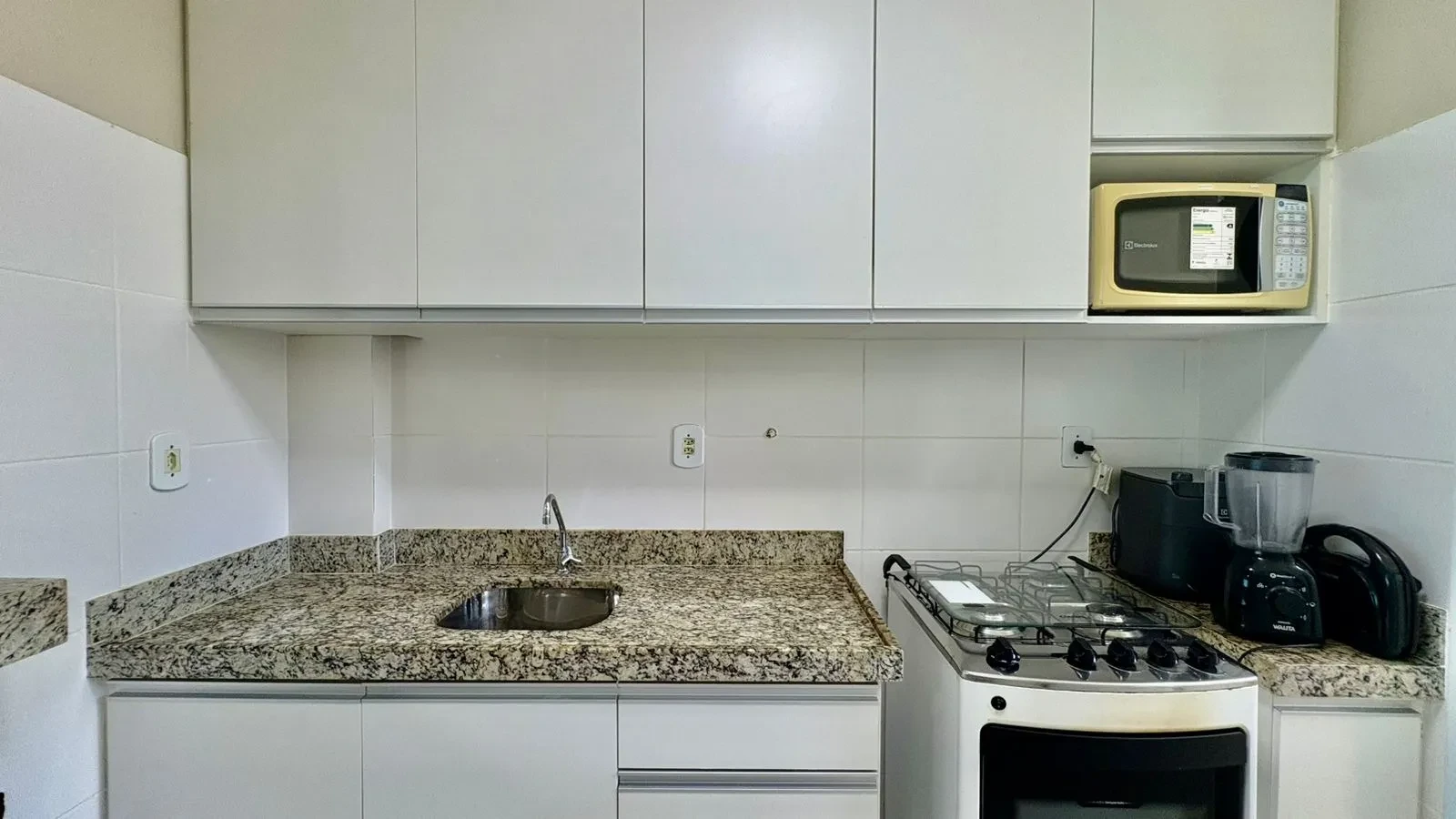 Imagem Apartamento com 2 Quartos à Venda, 61 m² em Olivença - Ilhéus