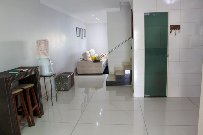 Imagem Sobrado com 3 Quartos à Venda, 155 m² em Setor Faiçalville - Goiânia