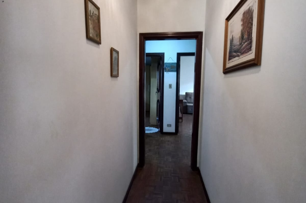 Imagem Casa com 3 Quartos à Venda, 265 m²em Oficinas - Ponta Grossa