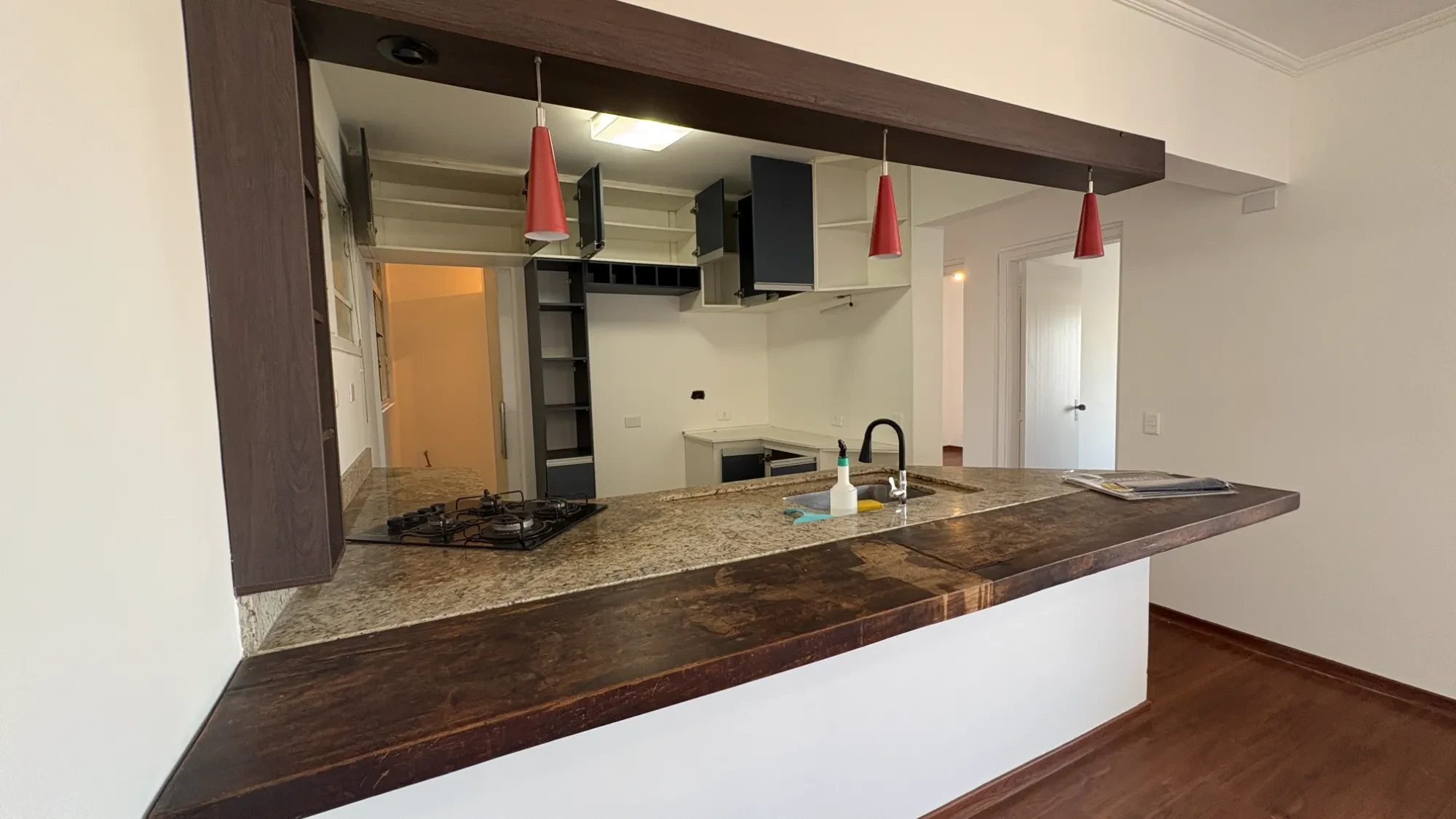 Imagem Apartamento com 2 Quartos à Venda ou Locação, 66 m² em Enseada - Guarujá