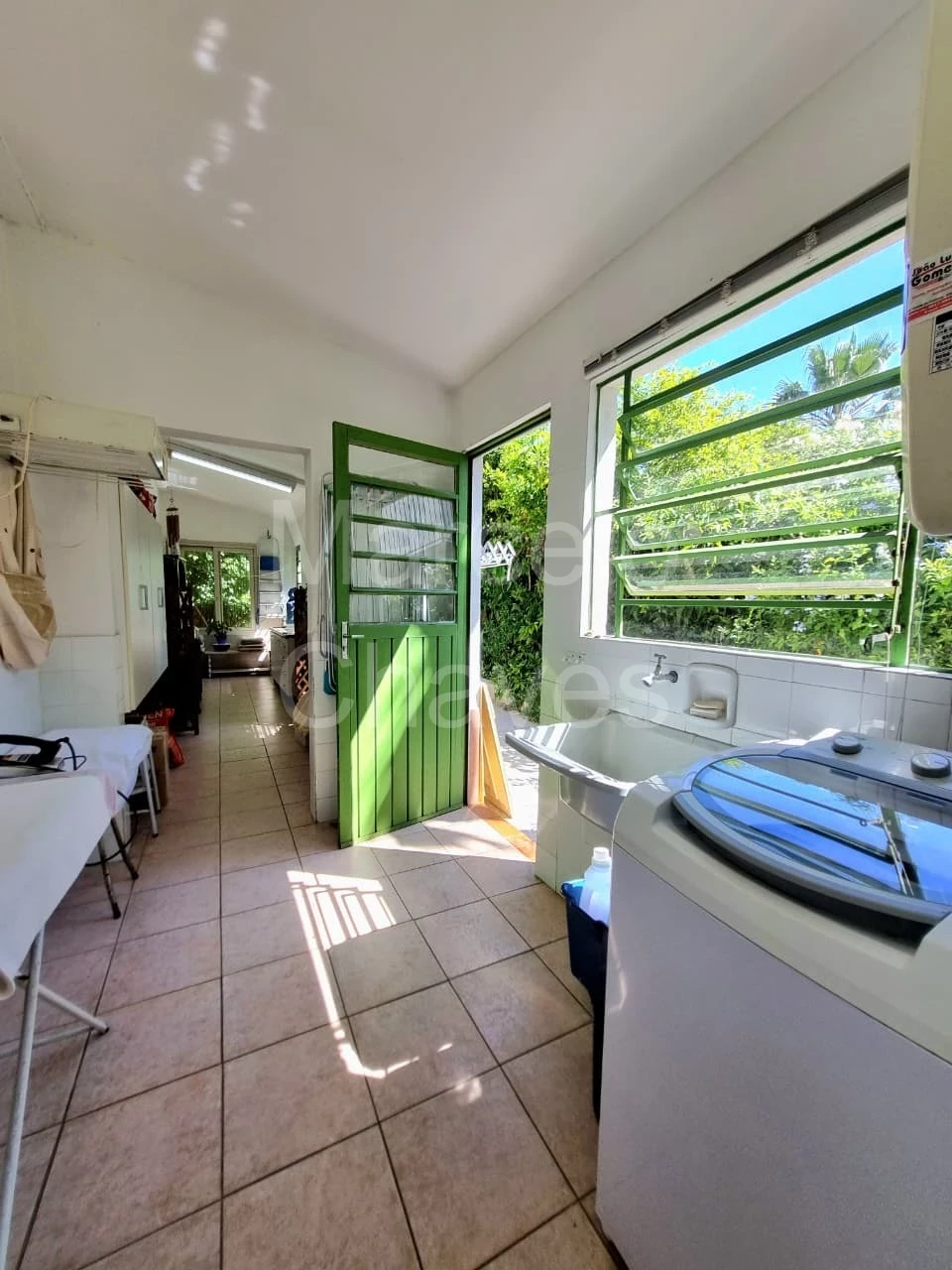 Imagem Casa com 4 Quartos à Venda, 134 m² em Cidade Baixa - Porto Alegre