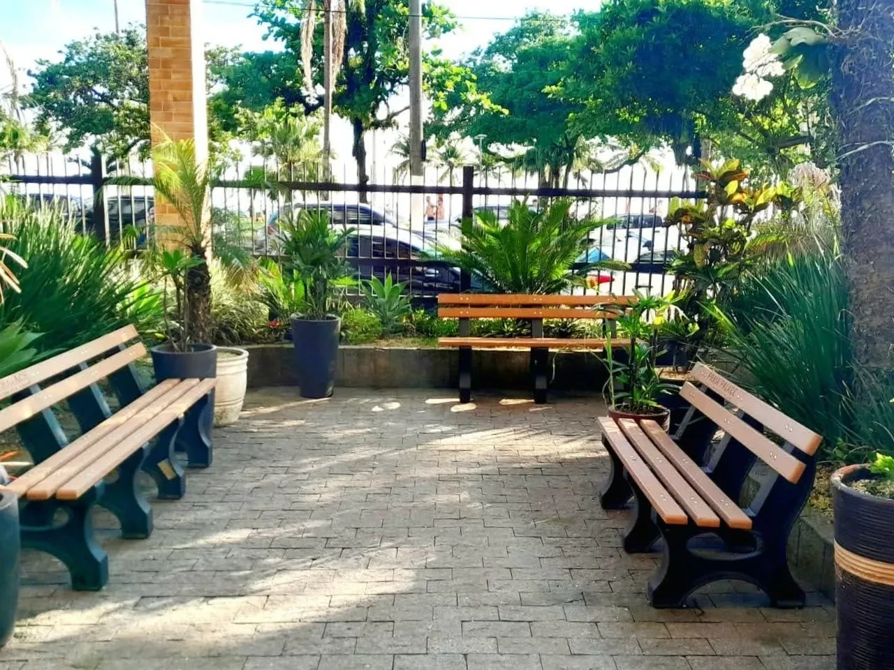 Imagem Apartamento com 1 Quarto à Venda ou Locação, 70 m² em Boqueirão - Santos
