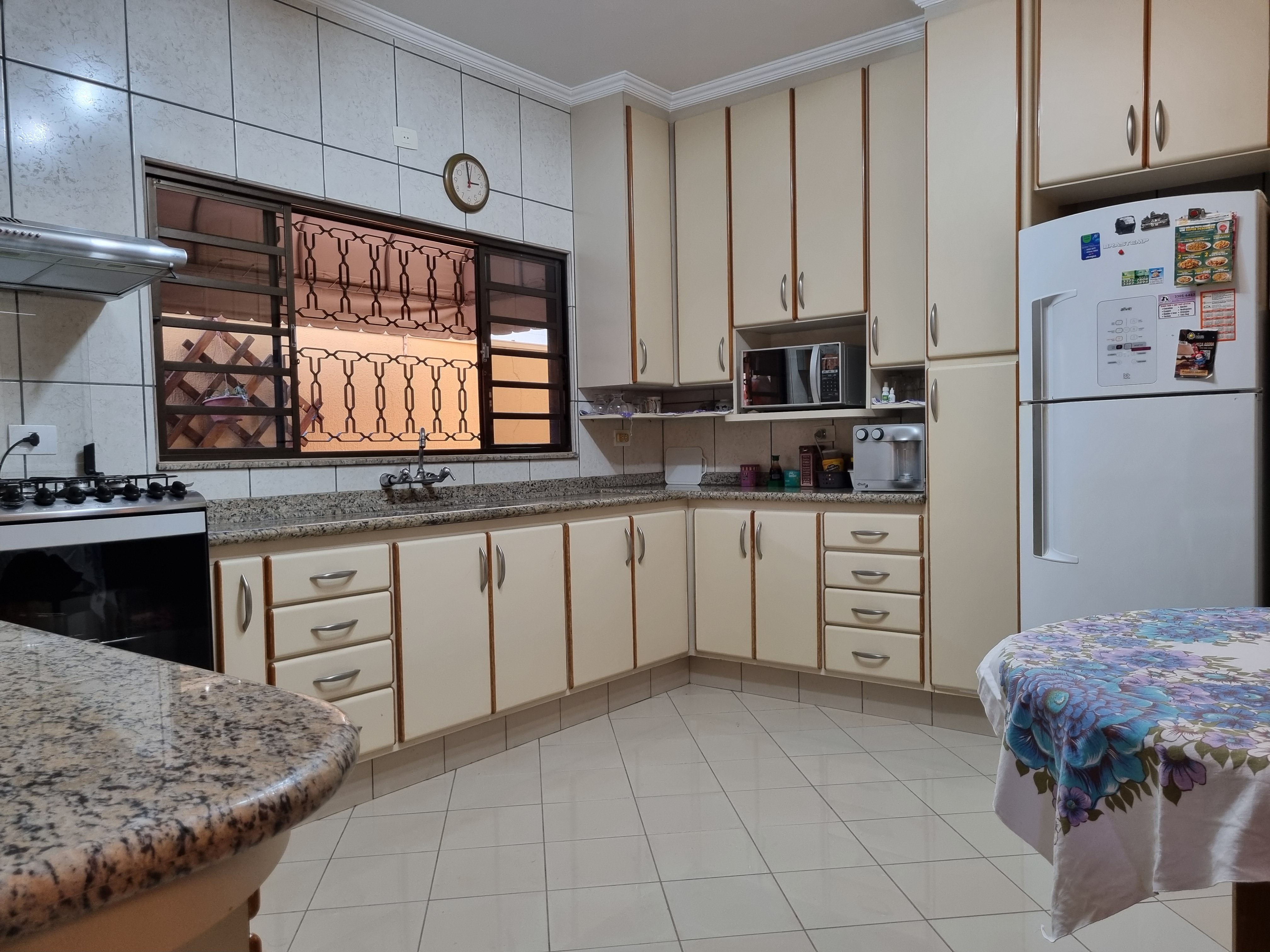 Imagem Sobrado com 3 Quartos à Venda ou Temporada, 266 m²em Vila Planalto - Campo Grande