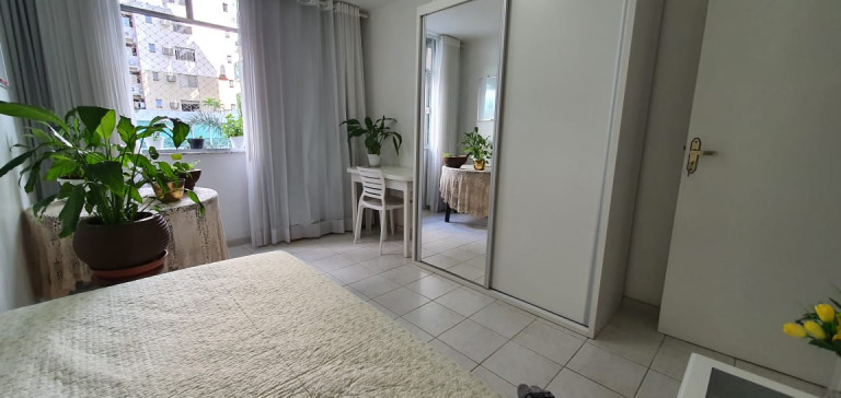 Imagem Apartamento com 2 Quartos à Venda, 70 m² em Icaraí - Niterói