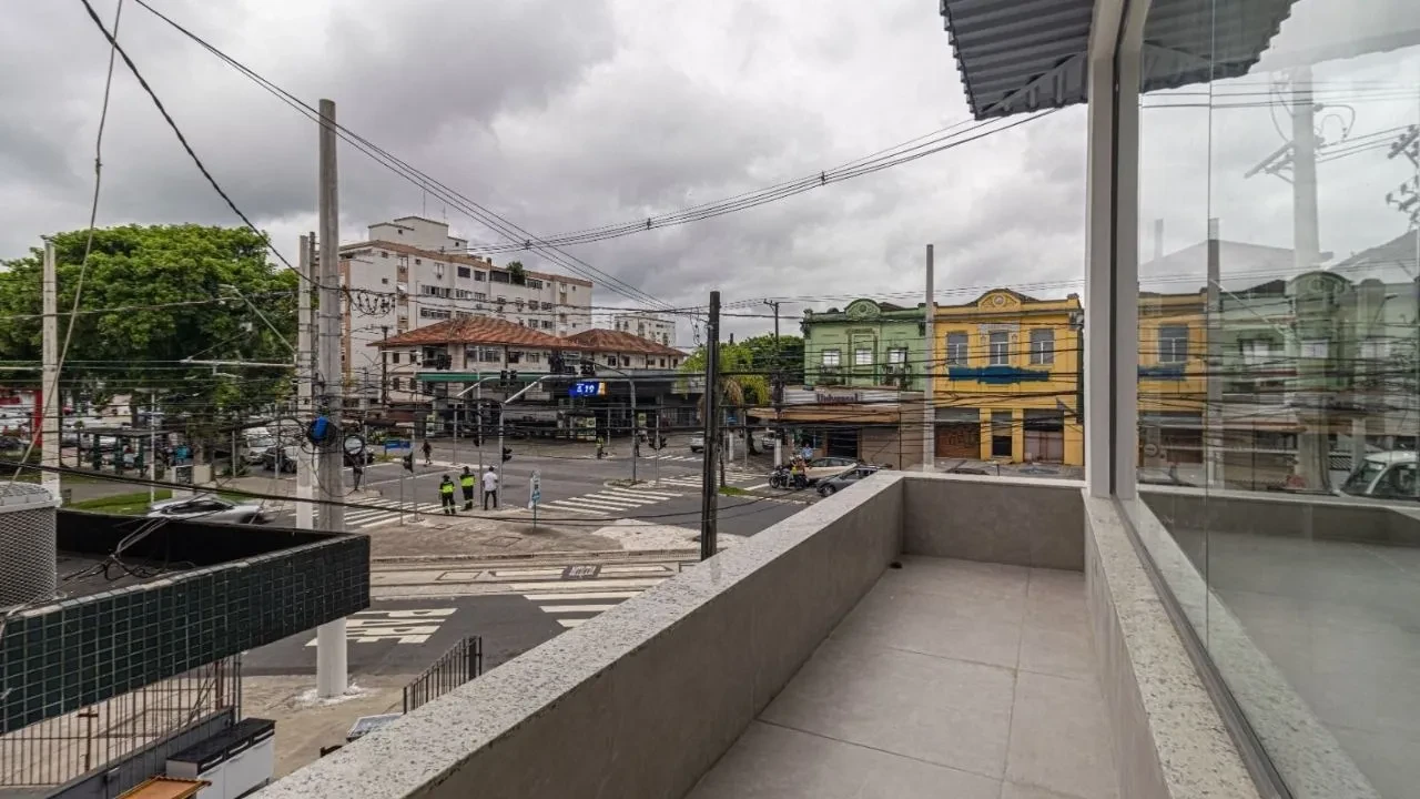 Foto do imóvel: Loja à Venda ou Locação, 550 m² em Vila Mathias - Santos