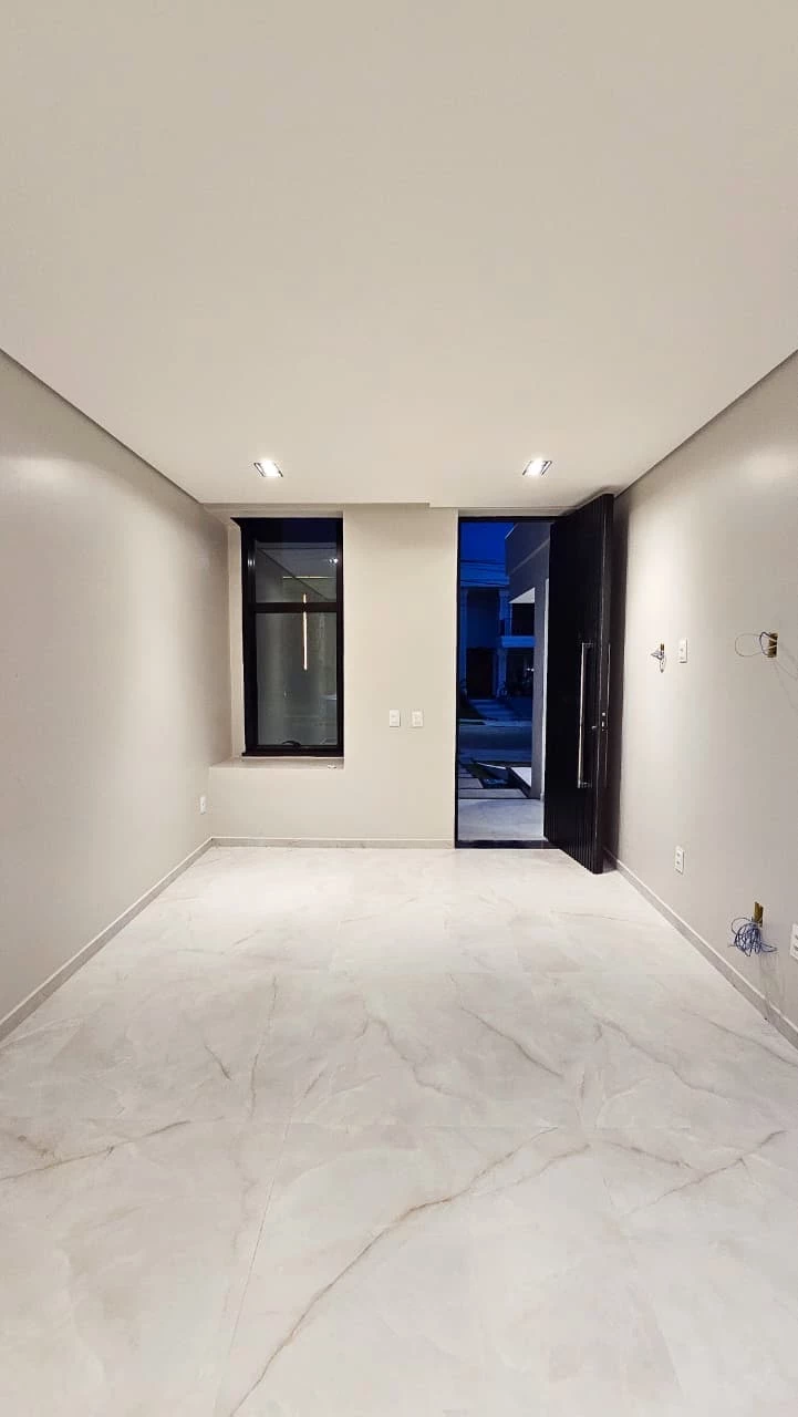Imagem Casa de Condomínio com 4 Quartos à Venda, 267 m² em Cidade Alpha - Eusébio