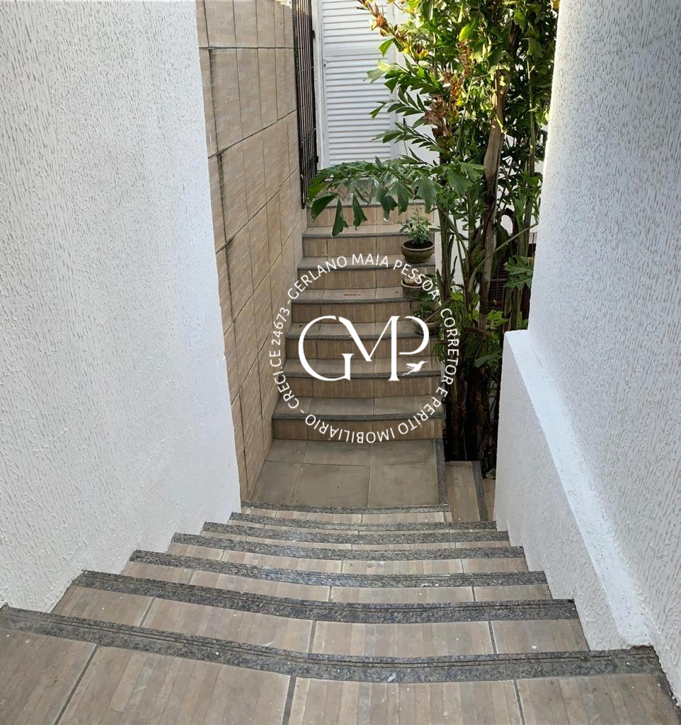 Imagem Casa com 5 Quartos à Venda, 360 m²em Monte Castelo - Fortaleza