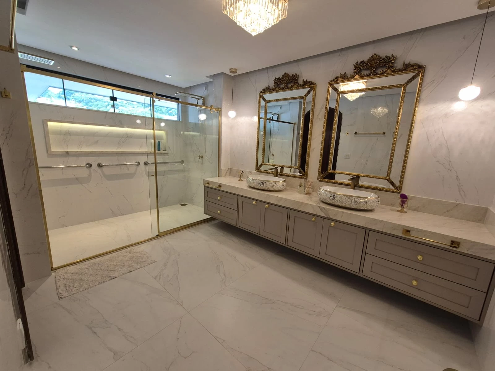 Imagem Casa de Condomínio com 6 Quartos à Venda, 6.000 m² em Marco - Belém
