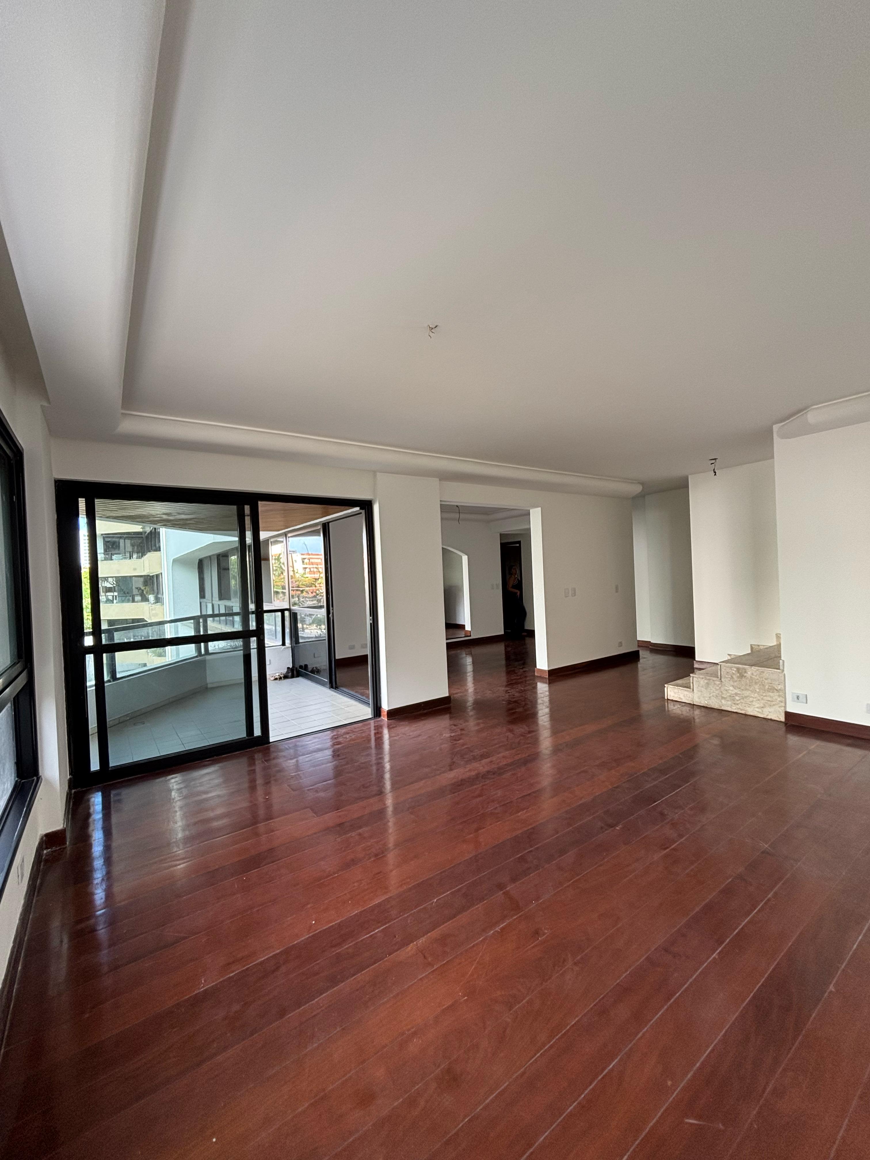 Imagem Apartamento com 4 Quartos à Venda, 211 m² em Itaigara - Salvador