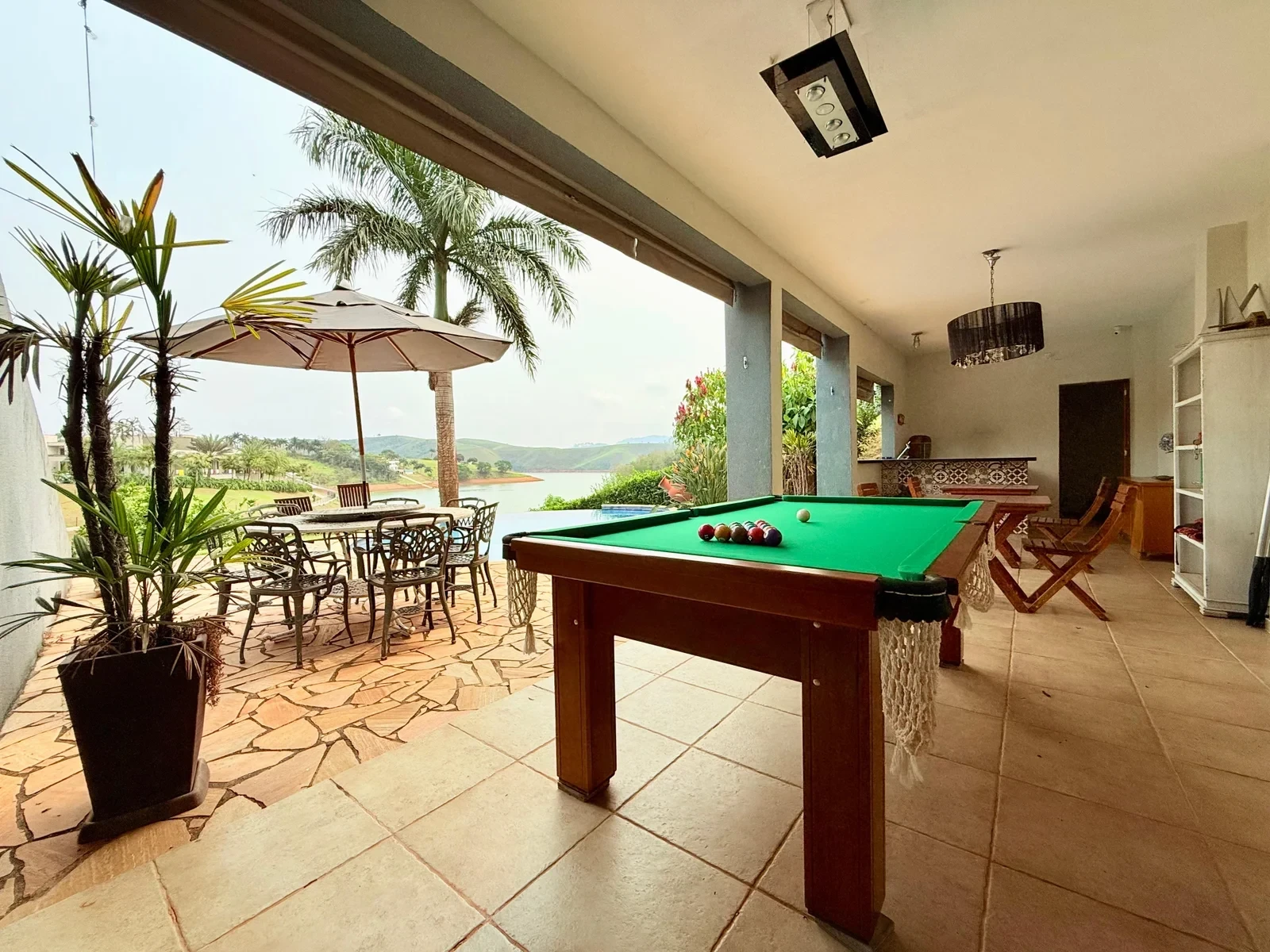 Imagem Casa com 3 Quartos à Venda, 380 m² em Santa Isabel - Santa Isabel