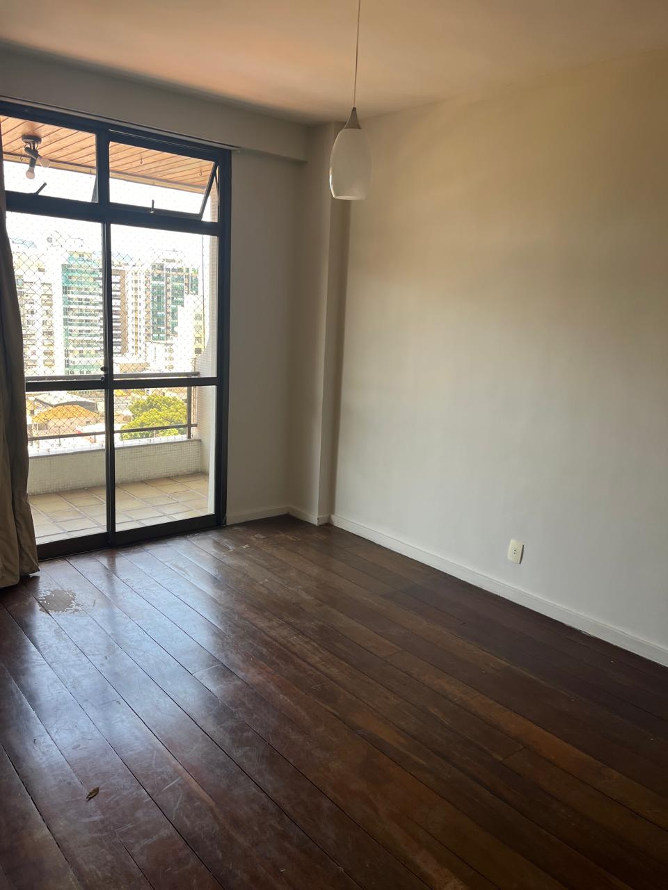 Imagem Apartamento com 3 Quartos à Venda, 155 m² em Icaraí - Niterói