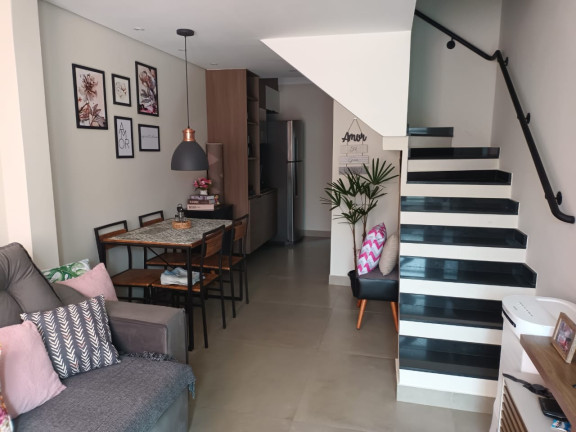 Casa de Condomínio com 2 Quartos à Venda, 55 m² em Água Chata - Guarulhos