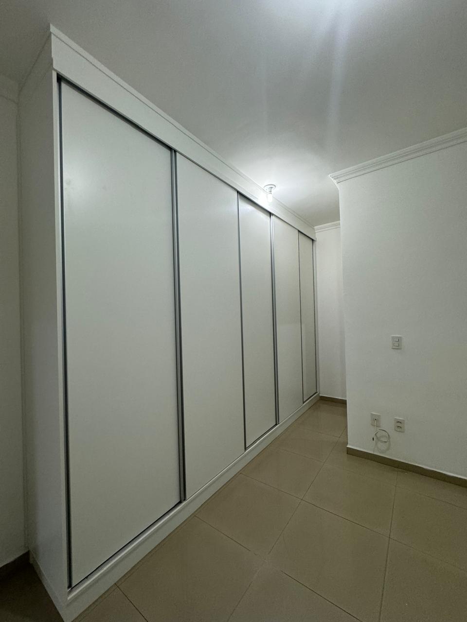 Imagem Casa de Condomínio com 3 Quartos para Alugar, 197 m²em Loteamento Fernando Camargo Nogueira - Taubaté