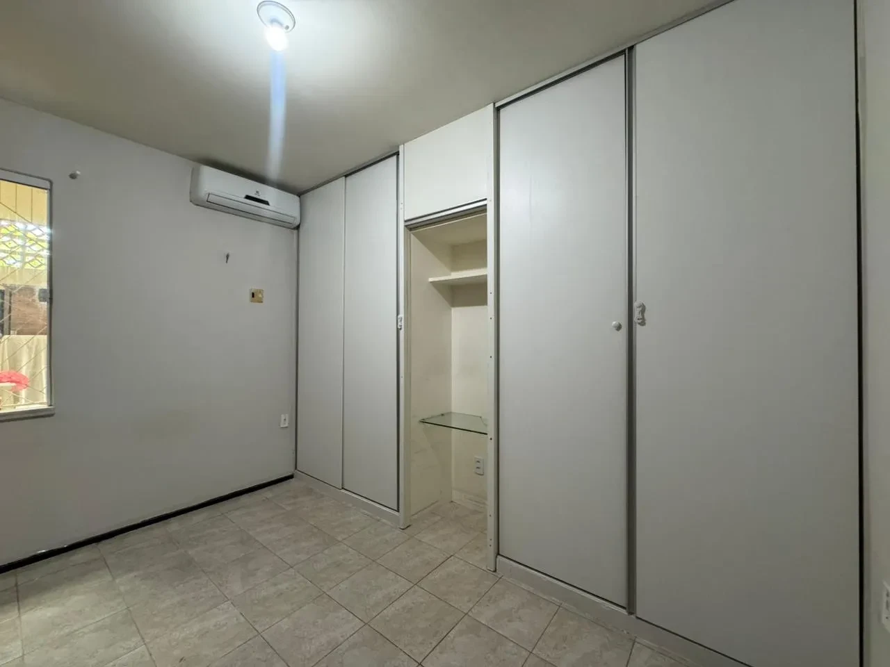 Imagem Casa de Condomínio com 3 Quartos à Venda, 140 m² em Engenheiro Luciano Cavalcante - Fortaleza