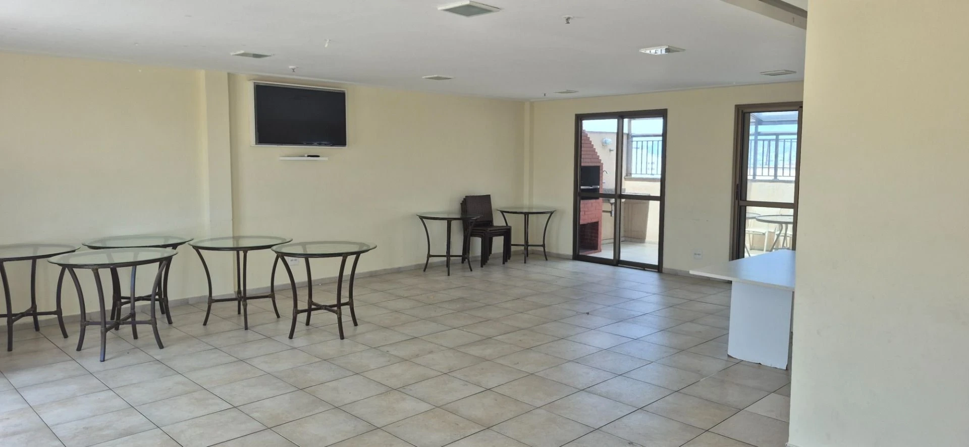 Imagem Apartamento com 2 Quartos à Venda, 75 m² em Centro - Niterói