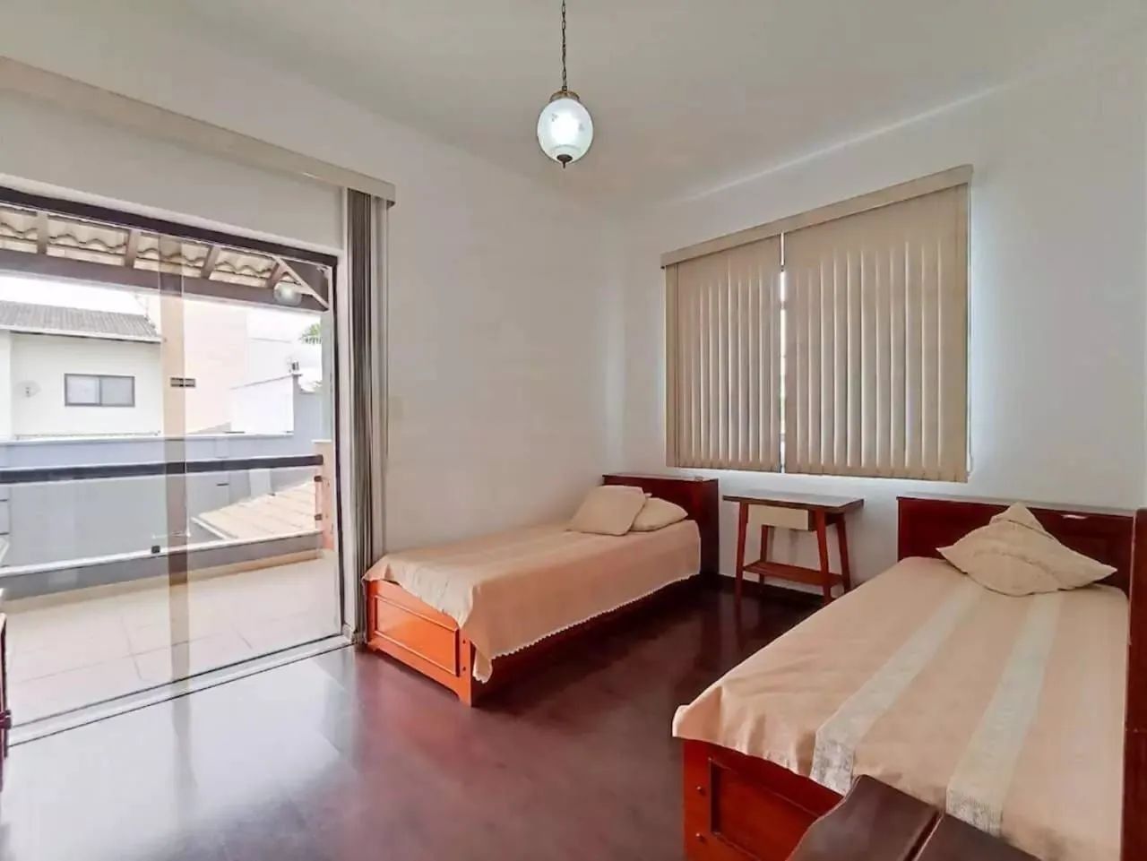 Imagem Casa com 5 Quartos à Venda, 300 m² em São Pedro - Juiz de Fora