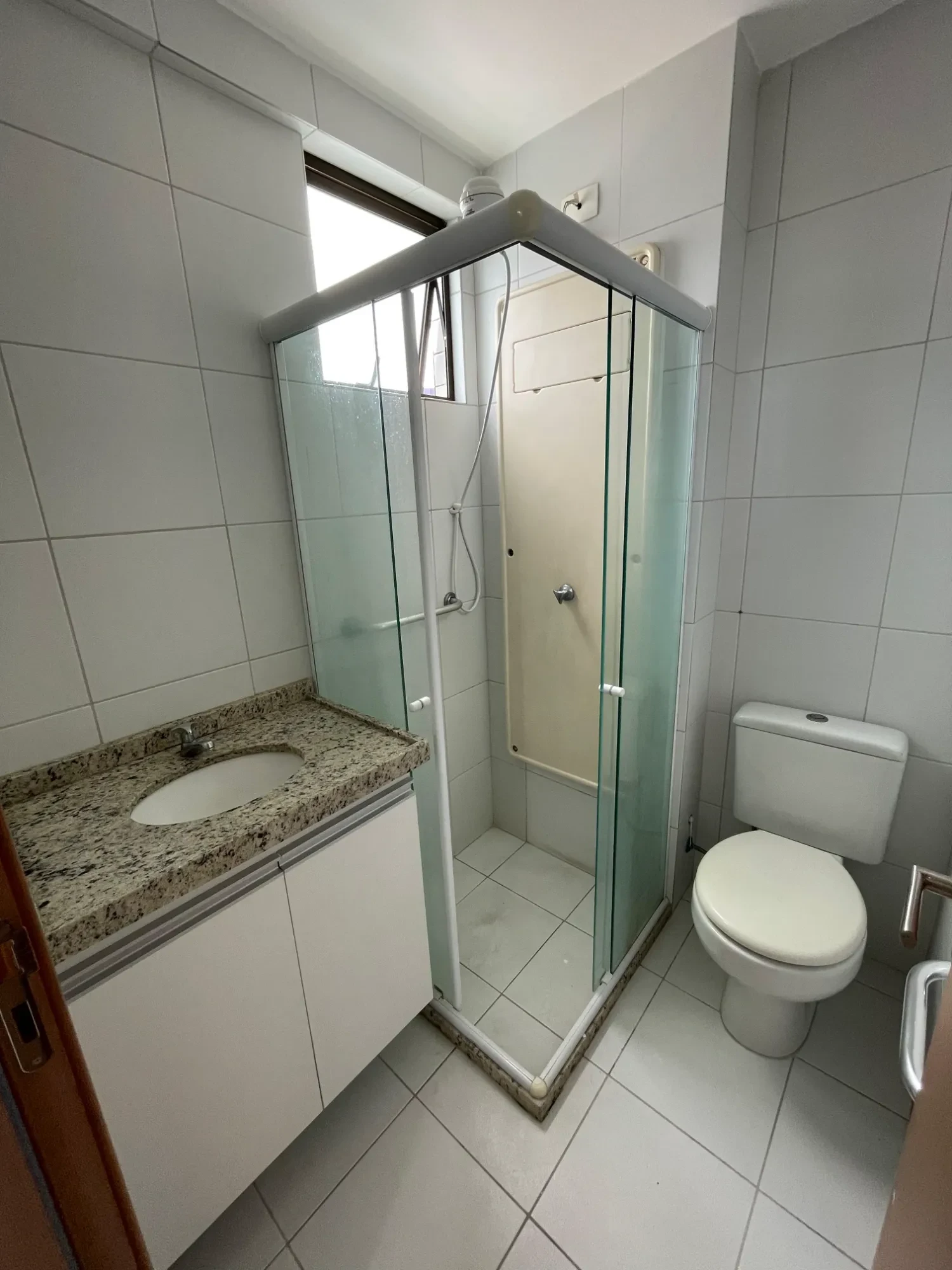 Imagem Apartamento com 2 Quartos para Alugar, 50 m² em Casa Amarela - Recife