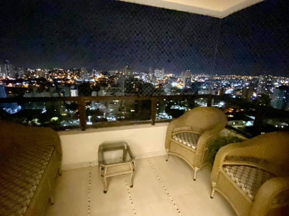 Imagem Apartamento com 3 Quartos à Venda, 145 m² em Cambuí - Campinas