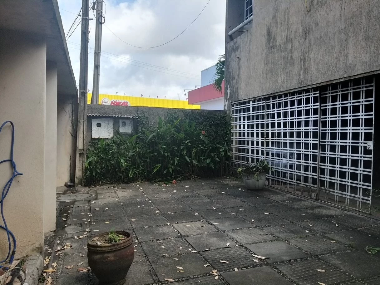 Imóvel Comercial à Venda ou Locação, 362 m² em Cordeiro - Recife