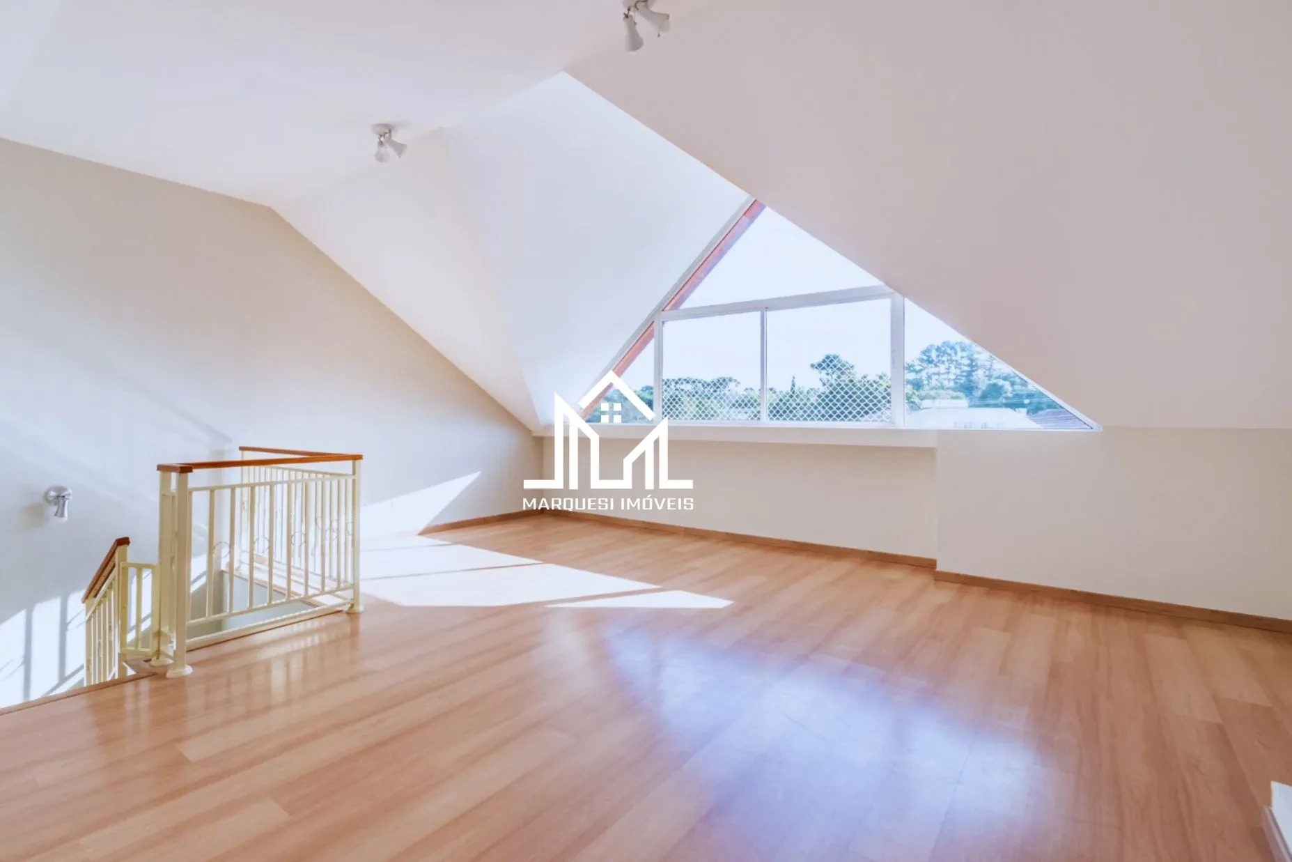 Imagem Casa de Condomínio com 3 Quartos à Venda, 162 m² em Bom Retiro - Curitiba