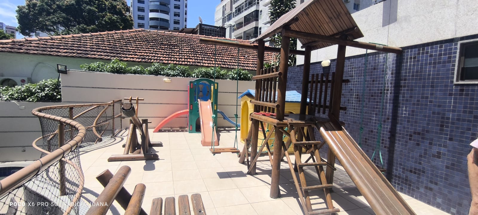 Imagem Apartamento com 4 Quartos à Venda, 135 m² em Encruzilhada - Recife