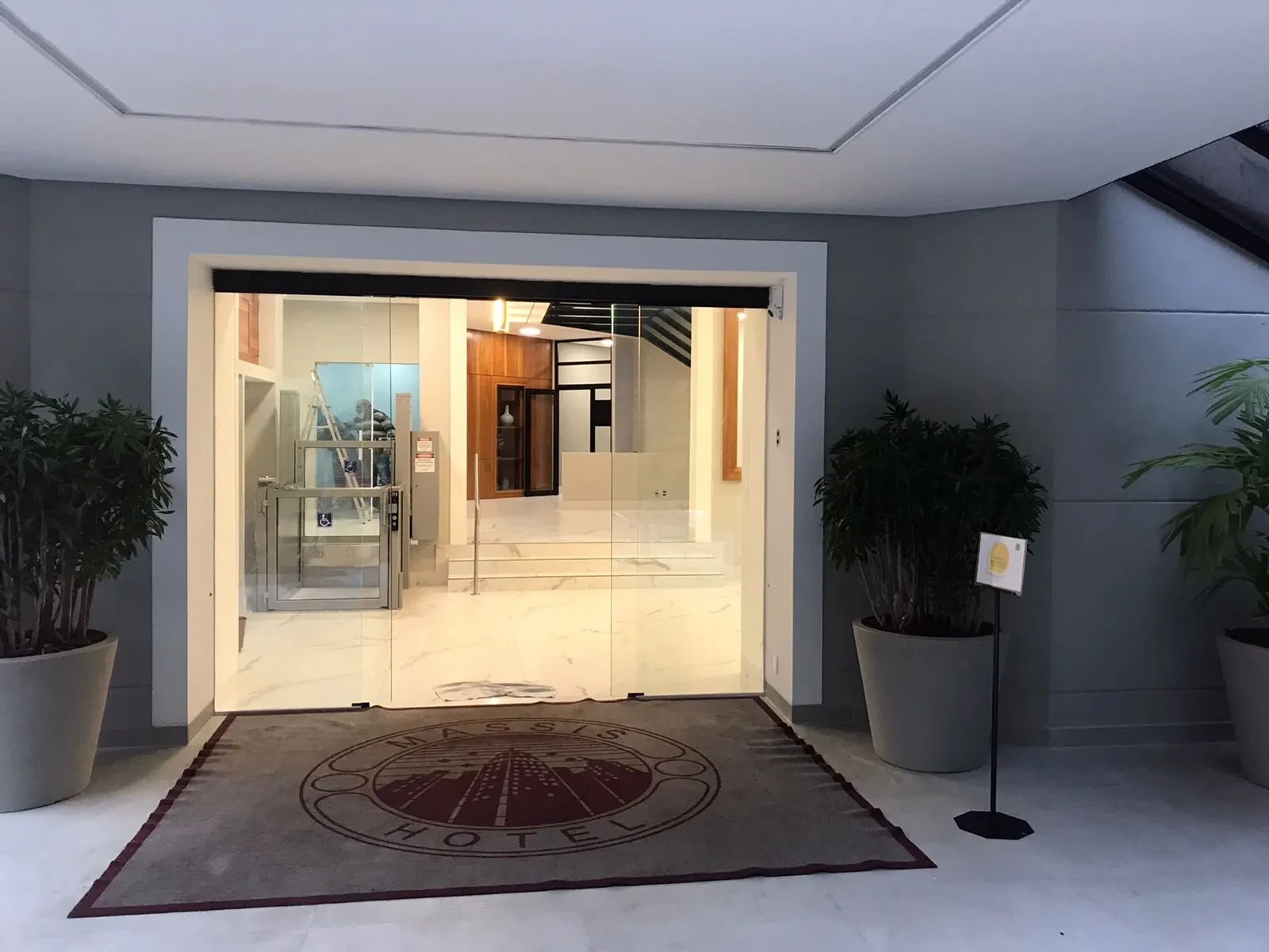Imagem Flat com 1 Quarto à Venda ou Locação, 55 m² em Consolação - São Paulo
