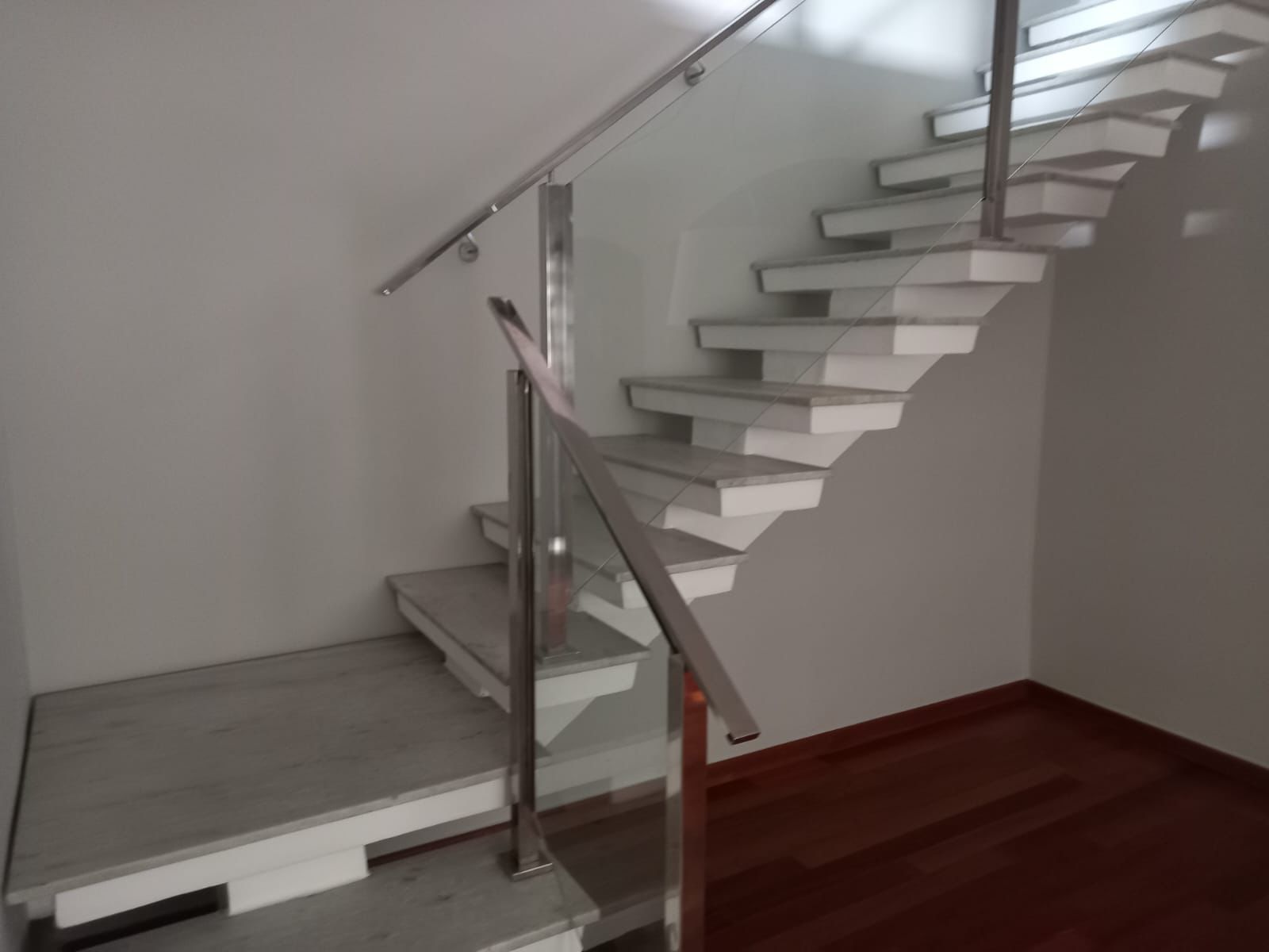 Imagem Sobrado com 3 Quartos à Venda, 181 m²em Jardim Prudência - São Paulo