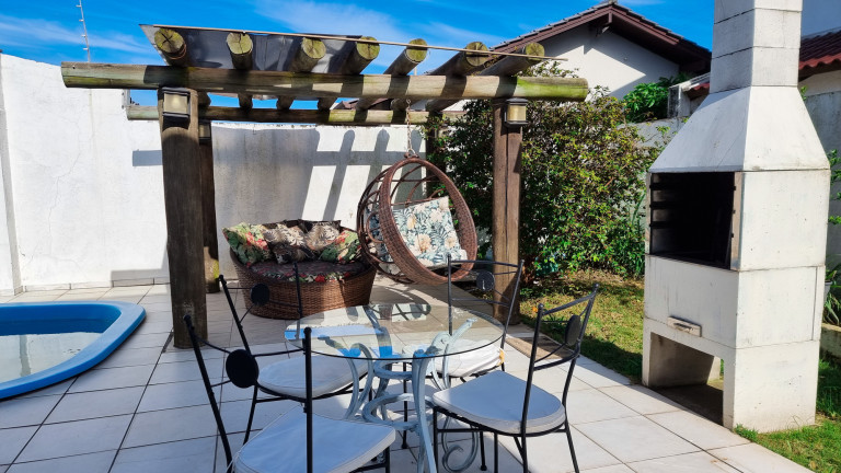 Imagem Casa com 4 Quartos à Venda,  em Centro - Tramandaí
