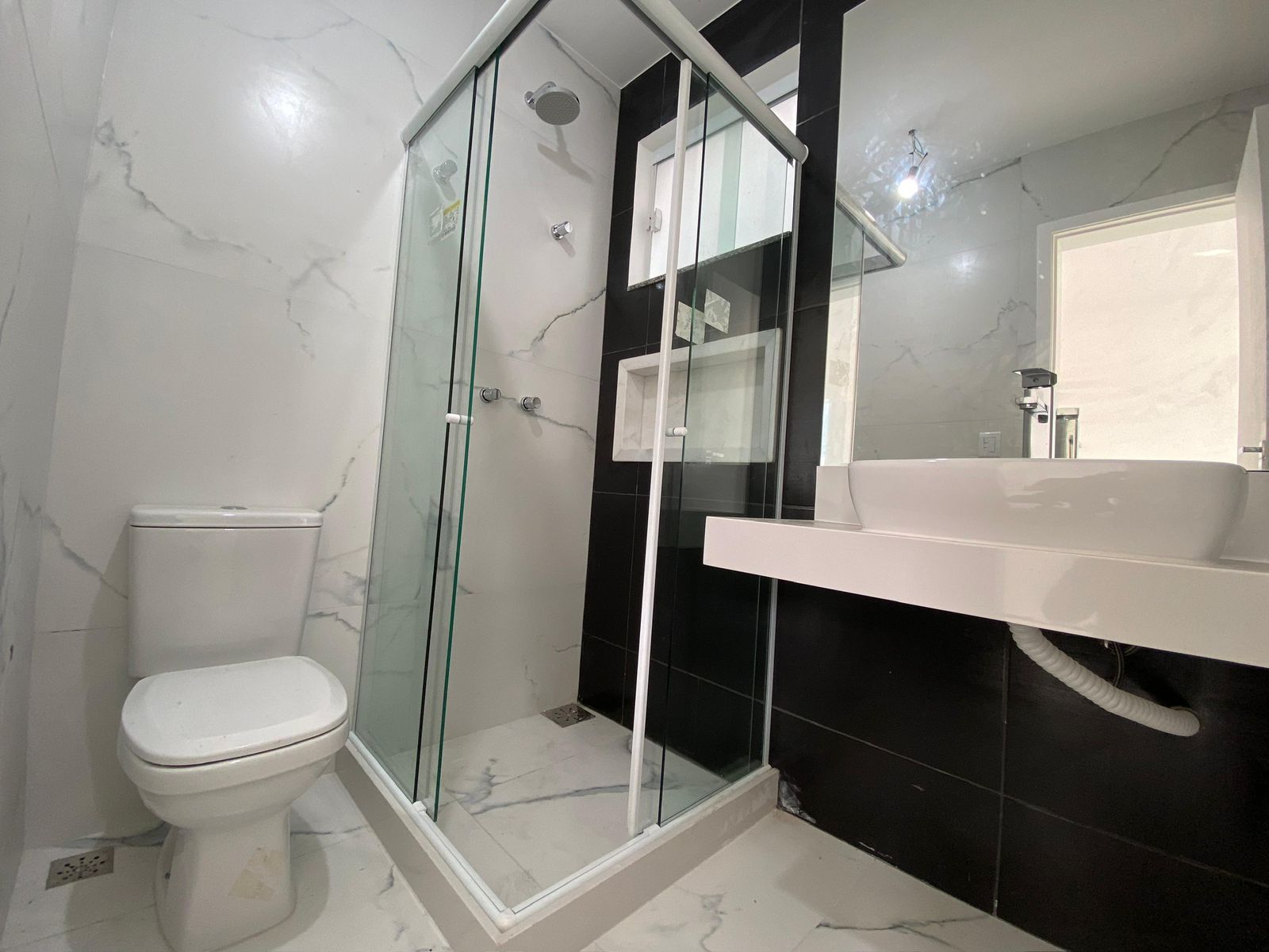 Imagem Casa de Condomínio com 4 Quartos à Venda, 220 m² em Vargem Pequena - Rio de Janeiro