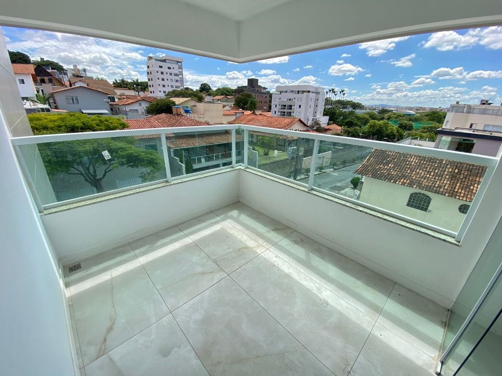 Imagem Apartamento com 4 Quartos à Venda, 138 m² em Jaraguá - Belo Horizonte
