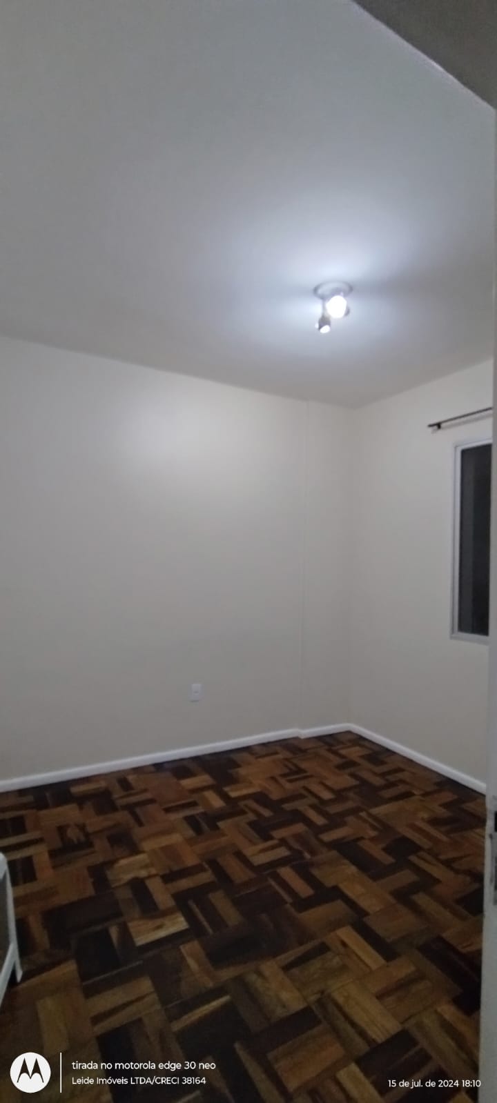 Imagem Apartamento com 2 Quartos à Venda ou Locação, 46 metro em Centro - Florianópolis