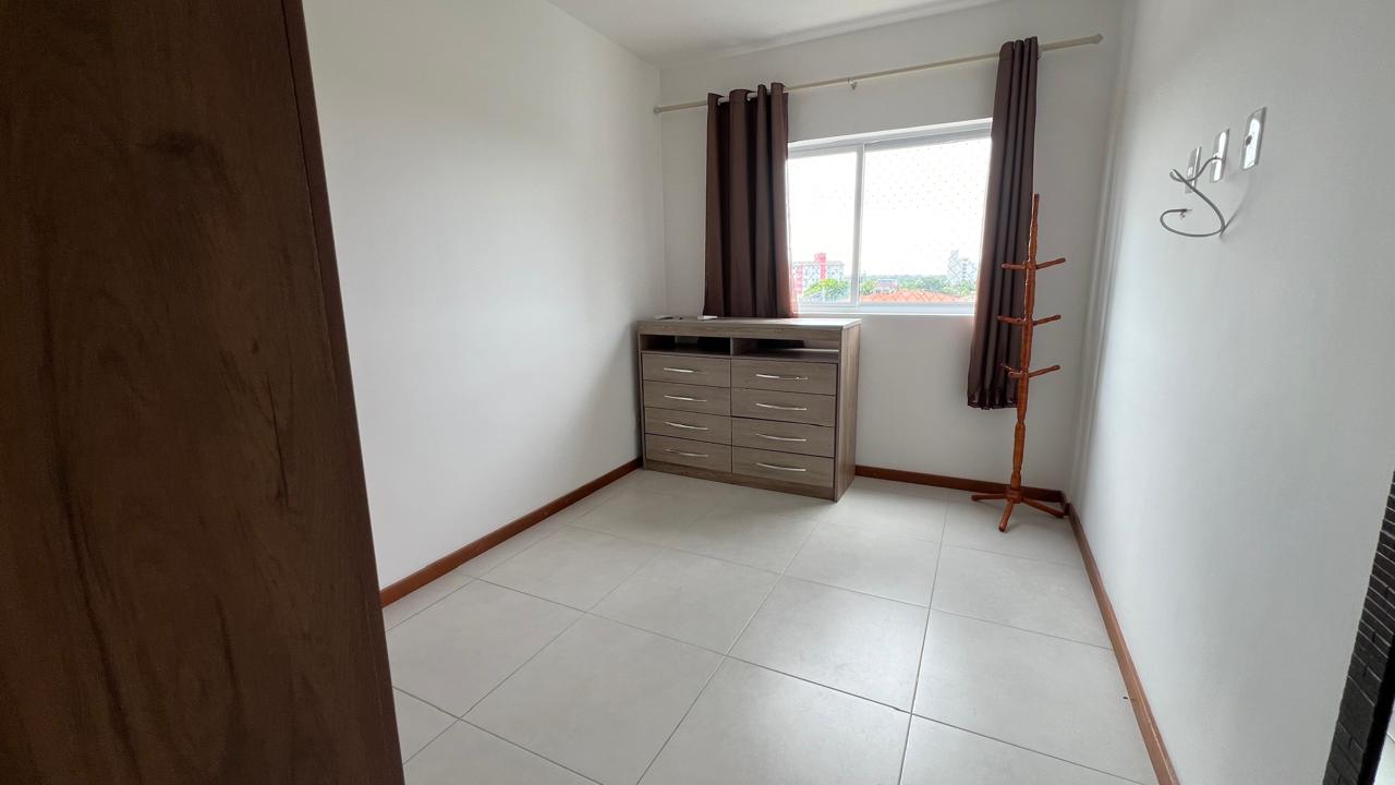 Apartamento com 2 Quartos à Venda, 70 m²em Buraquinho - Lauro de Freitas